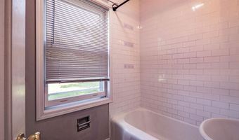 201 MILL St, Amherst, WI 54406