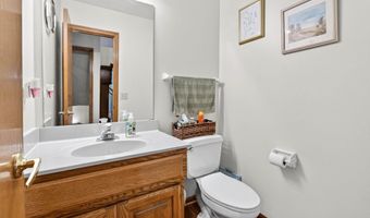 1520 Schropp Cir, Ashland, NE 68003