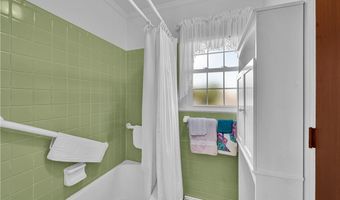 307 Calhoun Rd, Belton, SC 29627