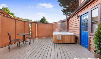 97748 N BANK CHETCO RIVER Rd #10, Brookings, OR 97415