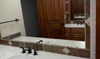 2073 Calle De Vistas, Alamogordo, NM 88310