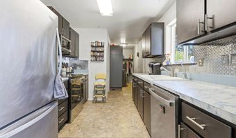 1003 Jonah Ln, Benton City, WA 99320