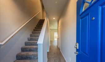 318 11TH St, Bandon, OR 97411