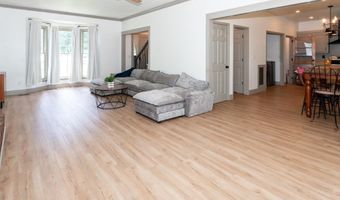1004 BROKEN BOW Trl, Alabaster, AL 35007