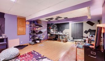 1721 Dorchester Ave, Algonquin, IL 60102