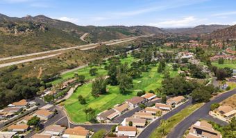 8975 Lawrence Welk Dr 23, Escondido, CA 92026