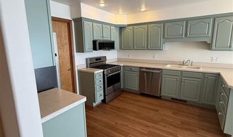 2358 Meadowlark Ct, Cody, WY 82414