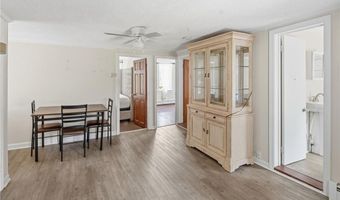 400 Thames St, Bristol, RI 02809