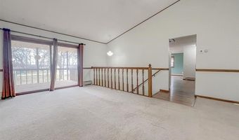 467 Rohr St, Arnolds Park, IA 51331