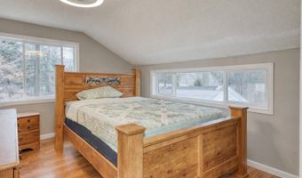 40 Cottage Grove Cir, Bloomfield, CT 06002