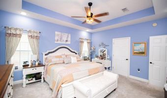 110 Lake Ridge Dr, Baxley, GA 31513