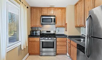 4106 MANGALORE Dr 401, Annandale, VA 22003