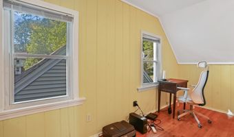 15 Granite Ter, Ansonia, CT 06401