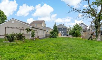 200 Market St, Warren, RI 02885