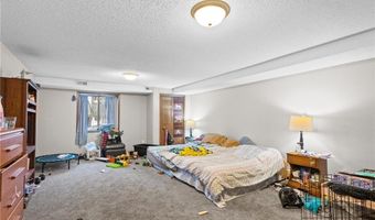 320 7th Ave E, Alexandria, MN 56308