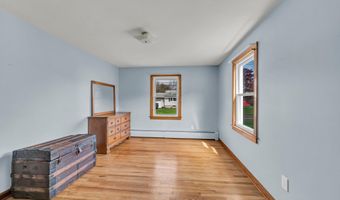 26 Barnum Rd, Danbury, CT 06811