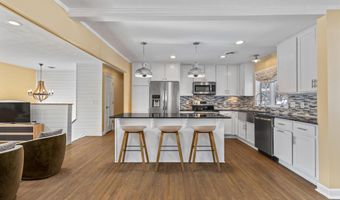 1021 Fremont St, Anoka, MN 55303