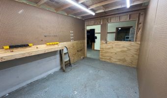 518 3rd St, Alton, KS 67623