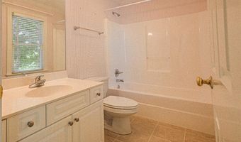 162 N Hiddenbrooke Dr, Advance, NC 27006
