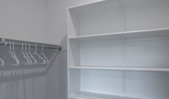 921 Justine Cir E, Indianapolis, IN 46234