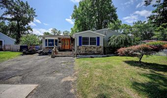 10 7th St, Aberdeen, NJ 07747
