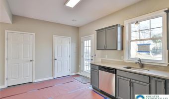 903 N Graham St, Allentown, PA 18109