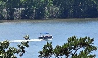 178 Kingfisher Ct 29, Badin Lake, NC 28127
