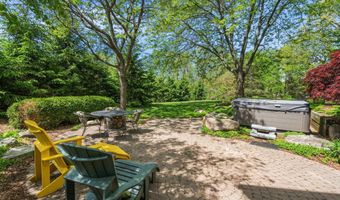 2405 Orchid Ct SE, Ada, MI 49301