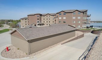 570 Linden Dr. 204, Arnolds Park, IA 51331