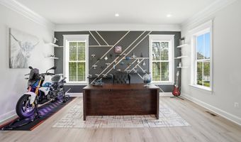 23518 LOVAGE Ct, Aldie, VA 20105
