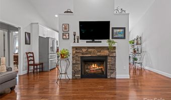 102 Dog Star Ln, Alexander, NC 28701
