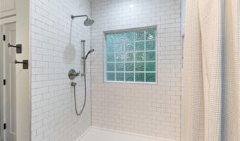 47 Cresswell Dr, Bella Vista, AR 72714