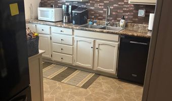 917 9th St, Aurora, NE 68818