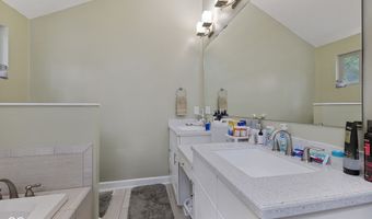 429 Glenbrook Ln, Avon, IN 46123