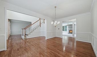 17 WATERTON Dr, Bear, DE 19701