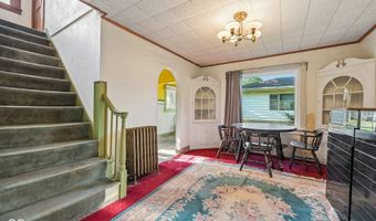 327 E 37th St, Anderson, IN 46013