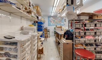 1916 S Wayne St, Auburn, IN 46706