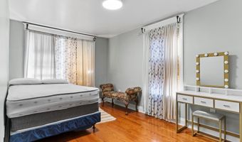 2452 N 4TH St, Harrisburg, PA 17110
