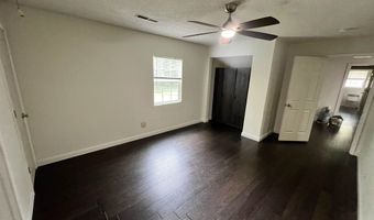 104 E Clairborne St, Blacksburg, SC 29702
