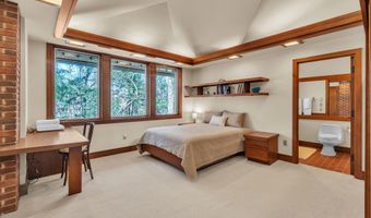 5140 Turtle Point Dr, Ann Arbor, MI 48105
