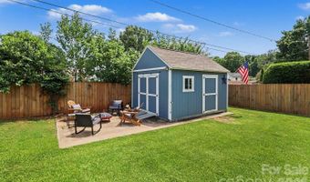 3330 Woodleaf Rd, Charlotte, NC 28205