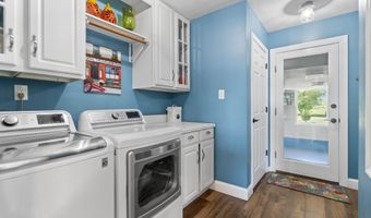 111 Waterway Ct, Aydlett, NC 27916