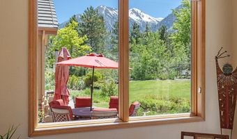 1030 Lakeside Dr, Gardnerville, NV 89460