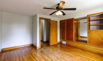 1060 Broad St, Ashland, OH 44805