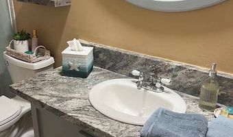 328 Waldorf Dr, Auburndale, FL 33823