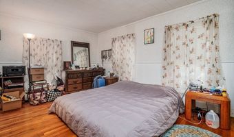 15 Central St, Ashburnham, MA 01430