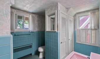 216 Kenwood Ave, Ann Arbor, MI 48103