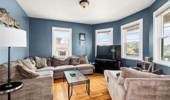 1476 Plainfield Pike, Cranston, RI 02920