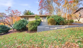 4024 IVA Ln, Annandale, VA 22003