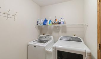 2516 Somerset Dr, Ames, IA 50010